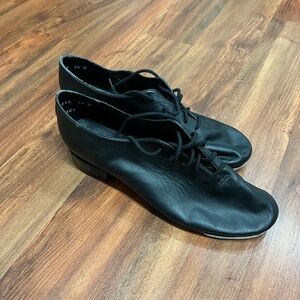 Elegant Leather Women’s Tap Shoes